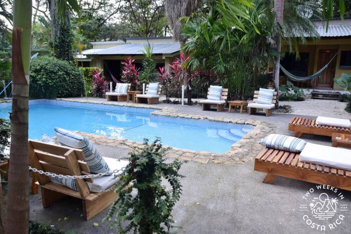 Pool and Cabinas at Zula Inn