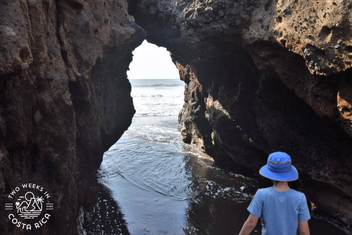 Caves Punta del Pacifico Bajamar